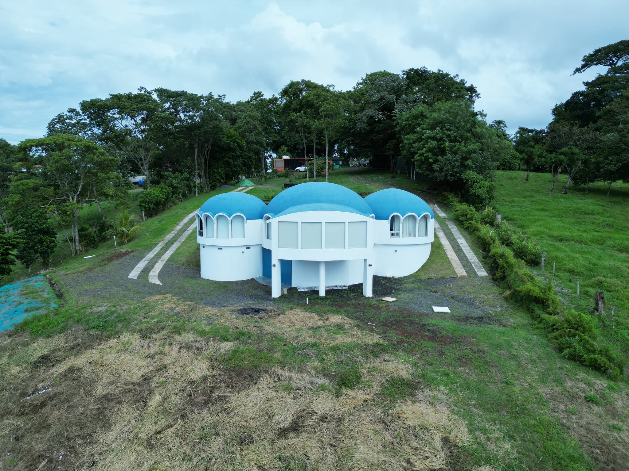 Spectacular Modern Dome-Style Home w/ Lake View & a Guest House in Tronadora - 3