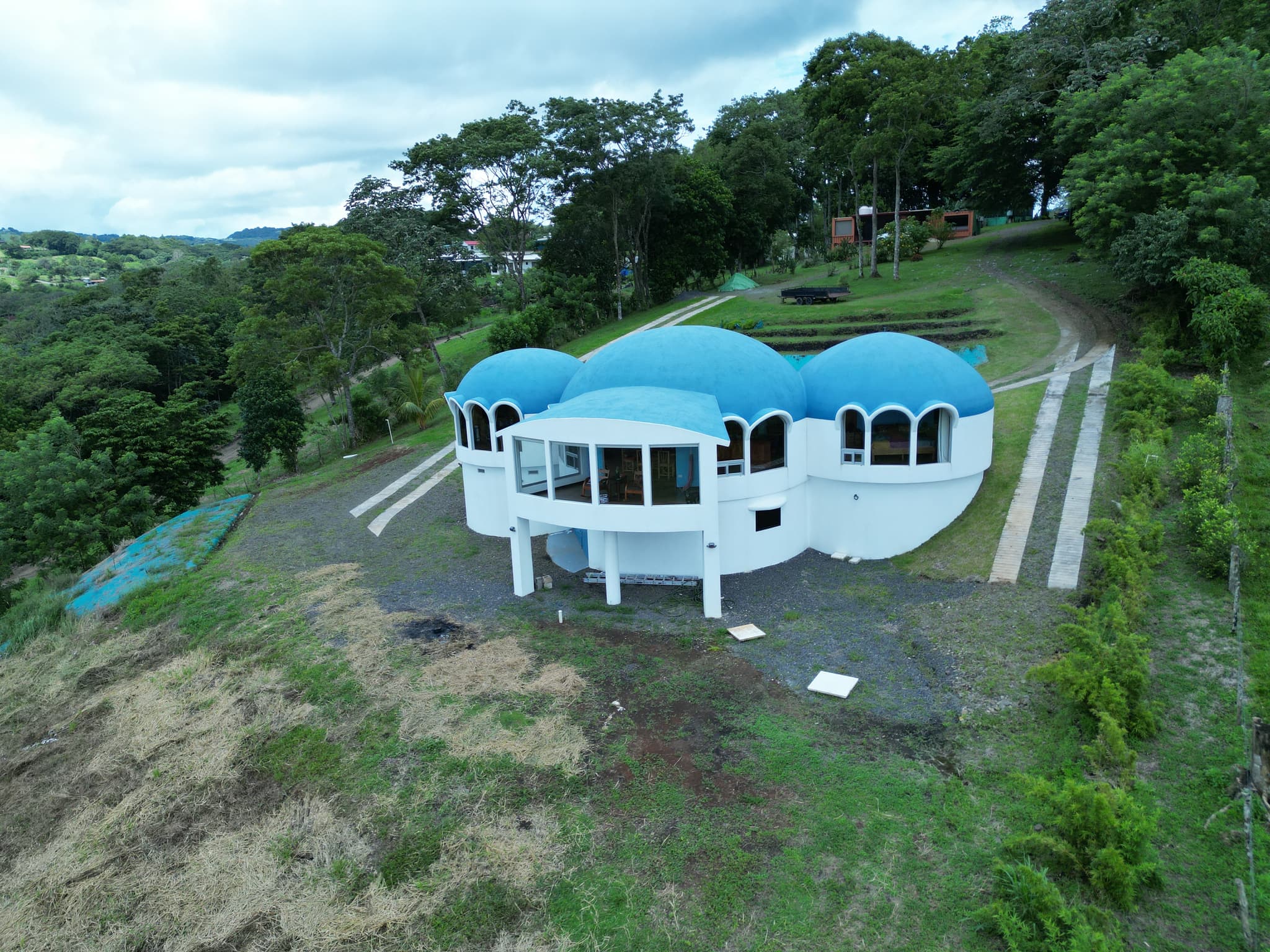 Spectacular Modern Dome-Style Home w/ Lake View & a Guest House in Tronadora
