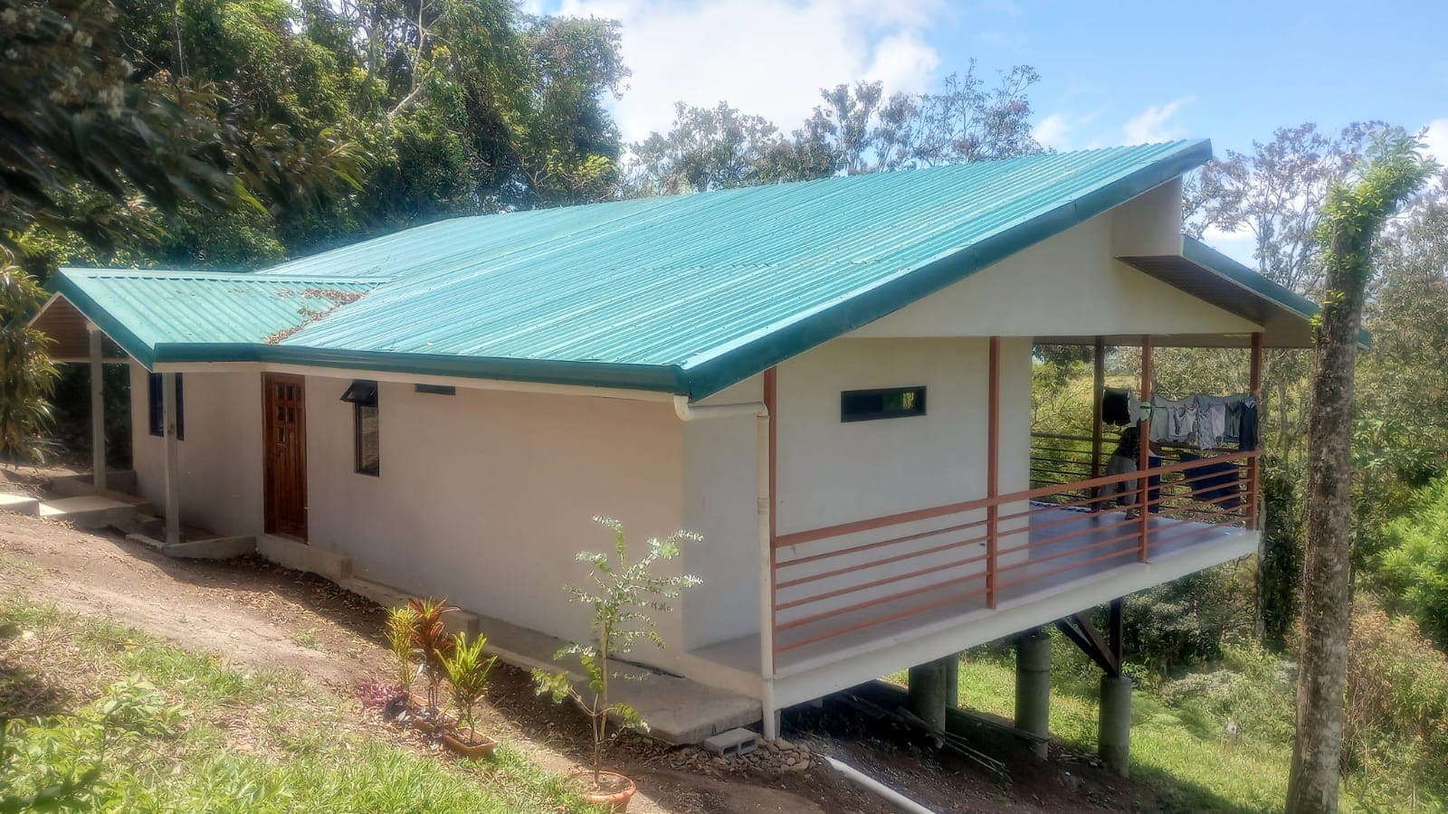 Lovely, Furnished 2 Bedrooms 2 Bathrooms Home with Lake Arenal View