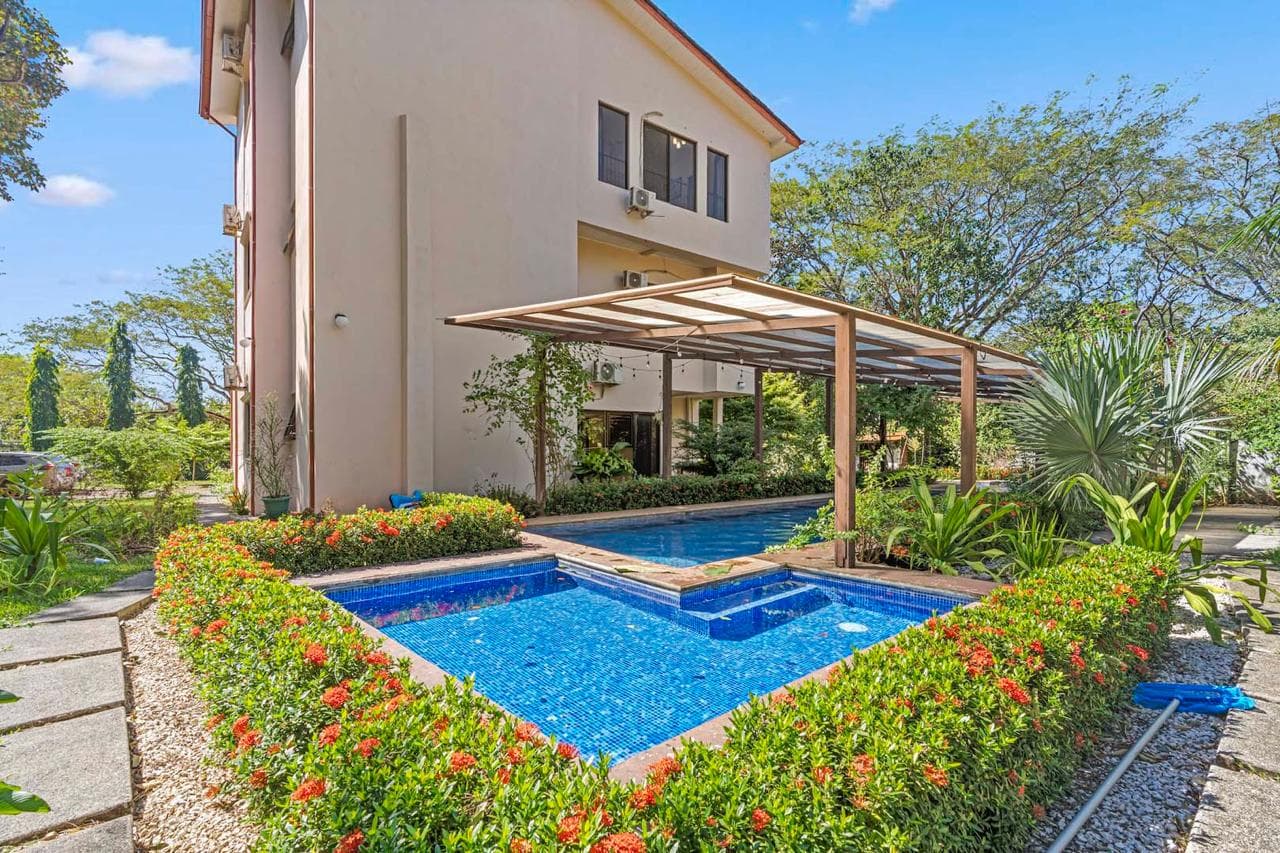 Beautiful 3-Story Property with 4 Apartments, Pool & Panoramic Comforts