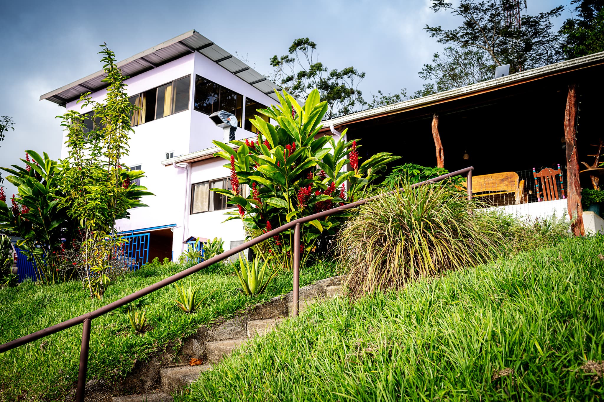 Spacious 4-BD, 3.5-BA Home with Lake Arenal View – Semi-Furnished