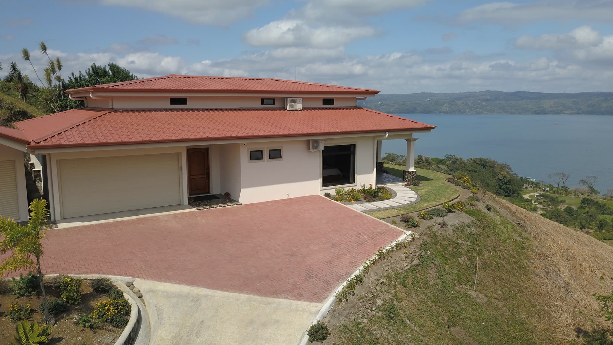 Stunning Home 3BD 2BA with Lake & Volcano Views, and Expansion Potential - 3