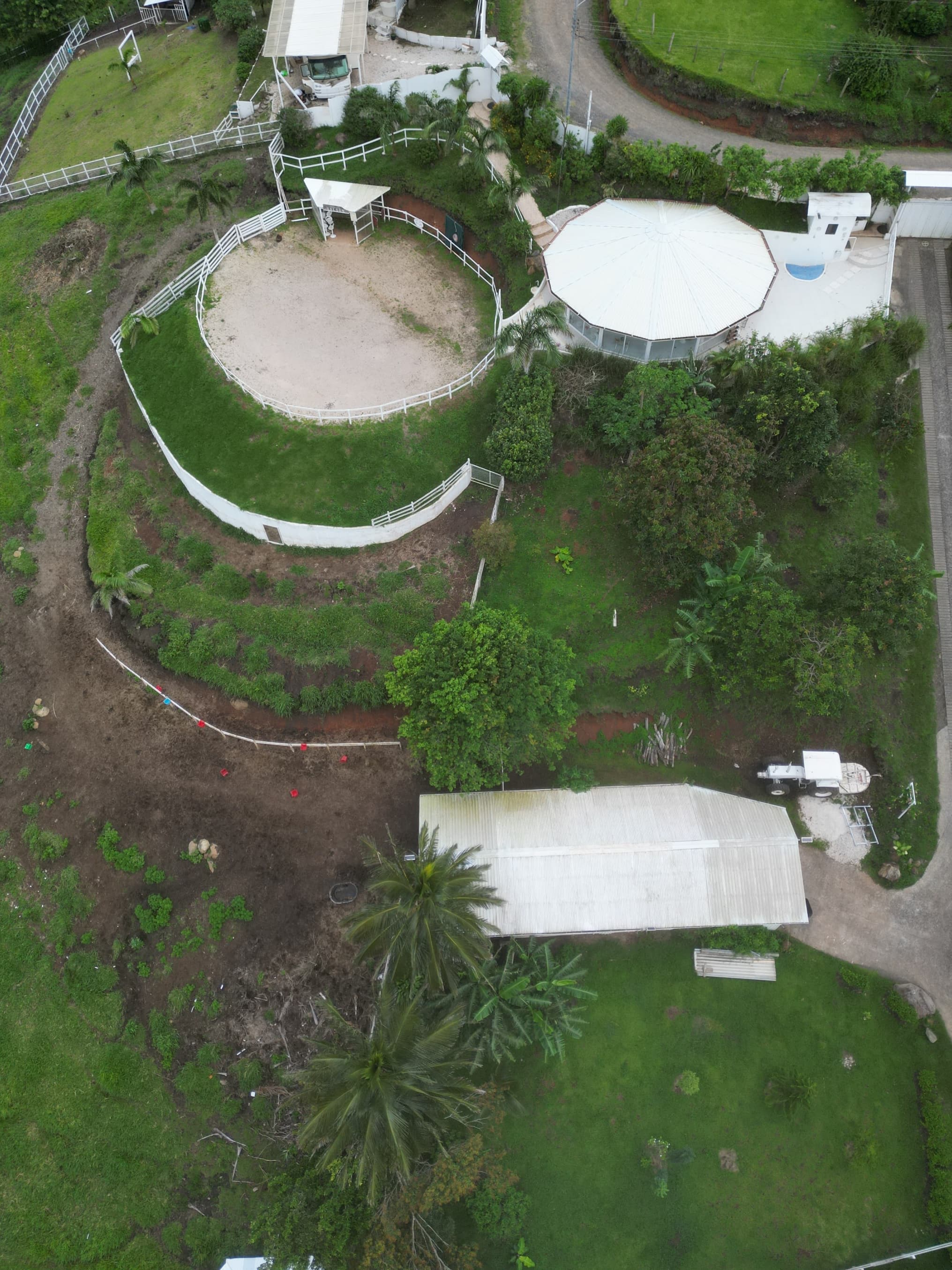 Luxury 7.41 Acre Estate 13 BD 10 BA w/ beautiful views of Lake Arenal & the Volcano  - 3