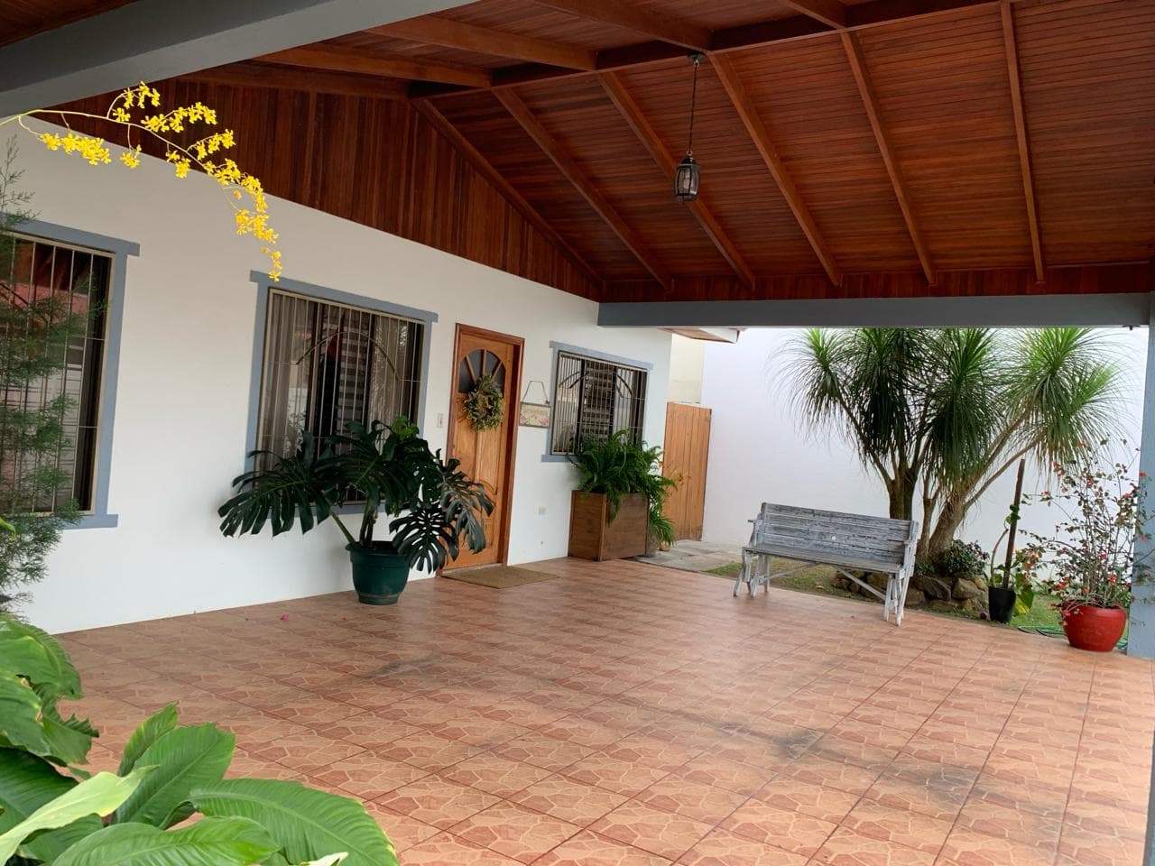 Cozy 3-Bedroom 2- Bathroom House on Spacious Land in Tilaran 