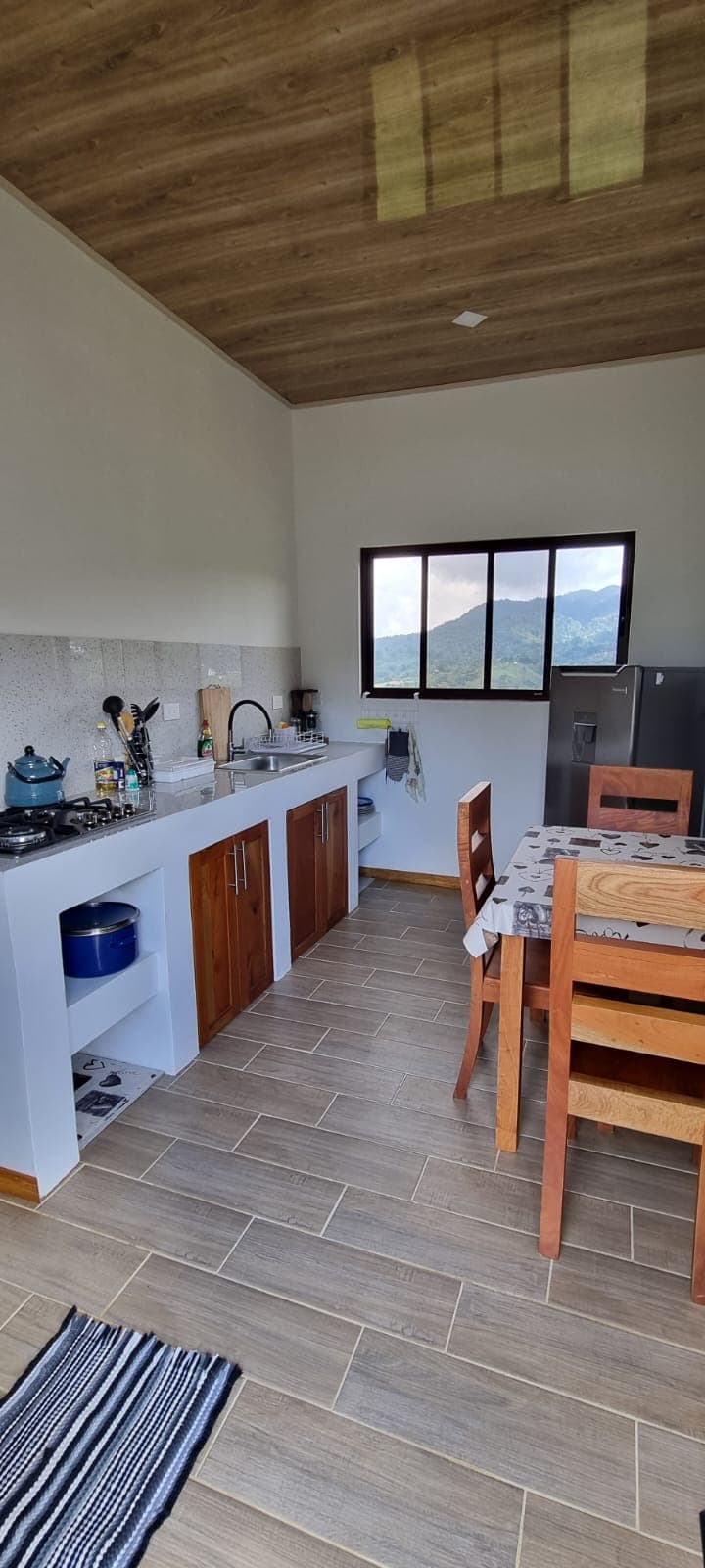 Dream Property on Lake Arenal 1BD 1BA Lodge with Volcano View - 3