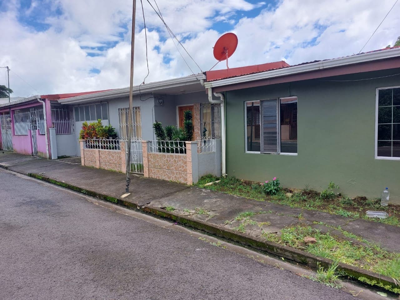 Cozy, 3 Bedroom, 1 Bathroom In Town Of Tilarán, Guanacaste - 2