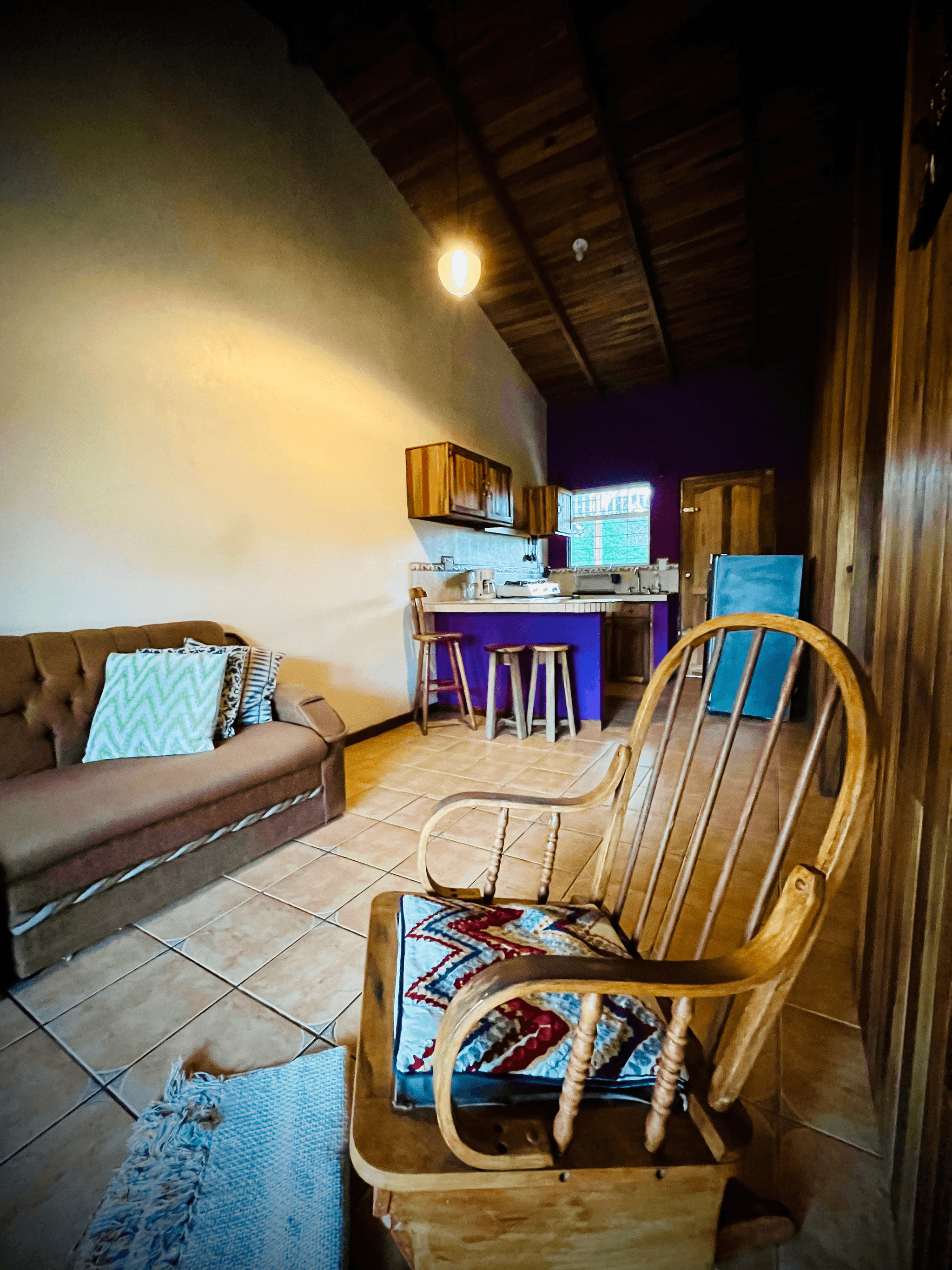 Cozy, 2BD/1BA House walking Distance to Downtown Nuevo Arenal - 4