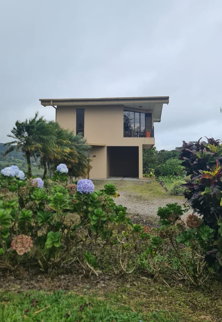 Furnished 3 Story, 2BD/2BA + Den Home in El Aguacate, Tilarán  - 2