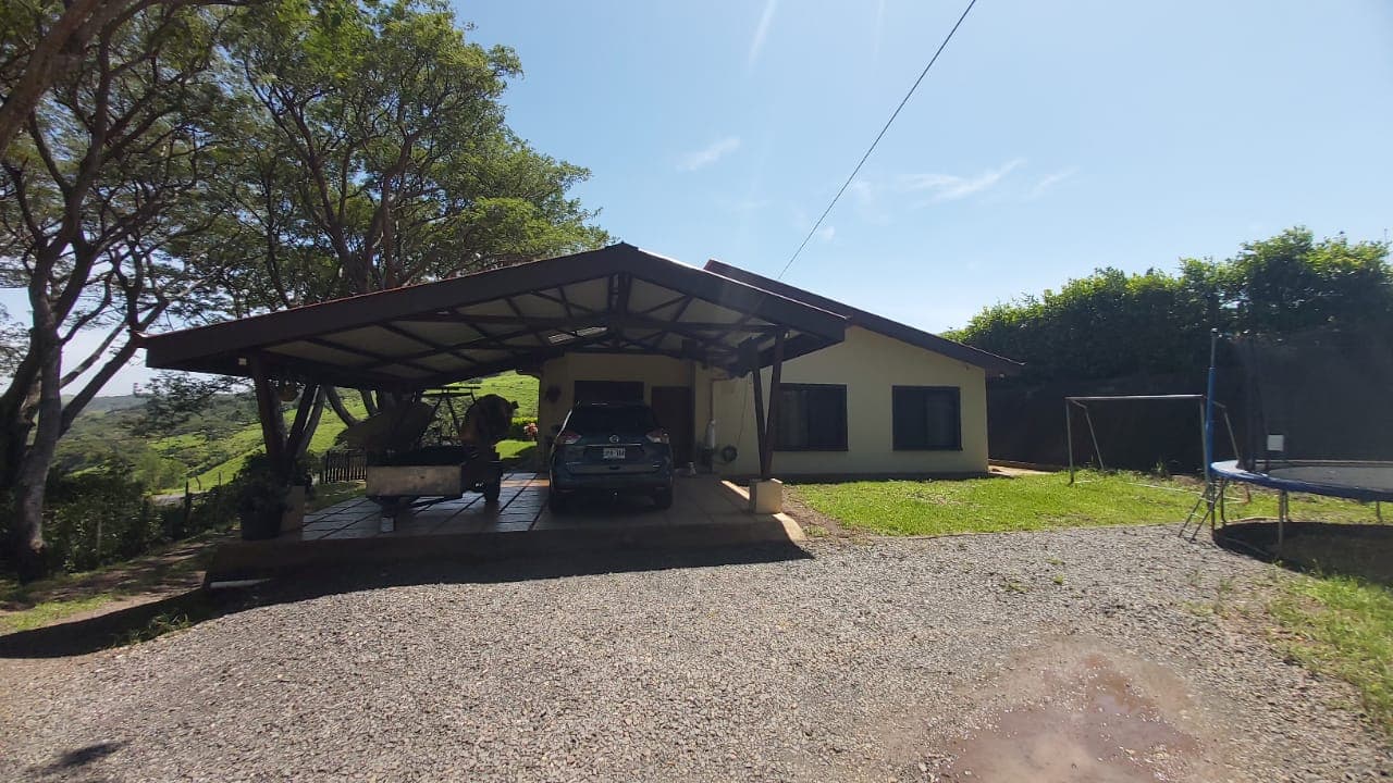 Lovely Home 4 Bedroom 2 Bathroom + Office In Bello Horizonte Tilarán  - 4