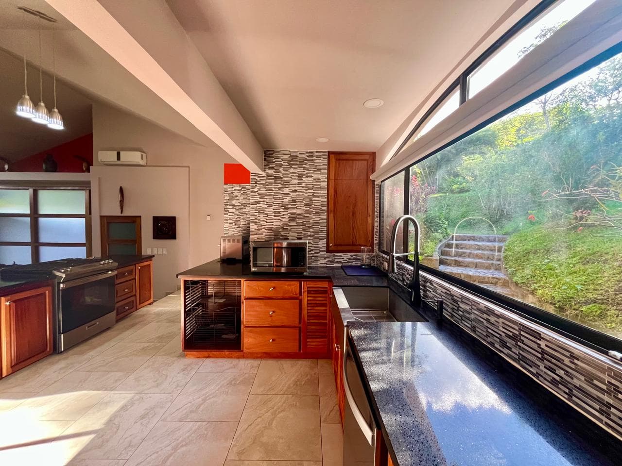 Beautiful Lake & Volcano View Home in Gated Community – Fully Furnished  - 5