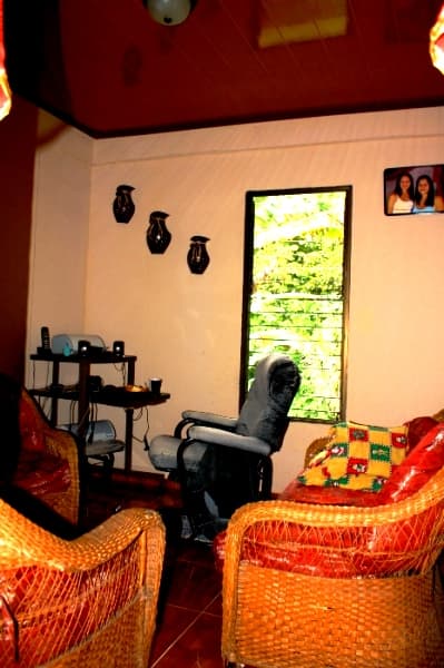 Tico-Style 4BR Home bordered by Bubbling Stream In Tronadora - 2