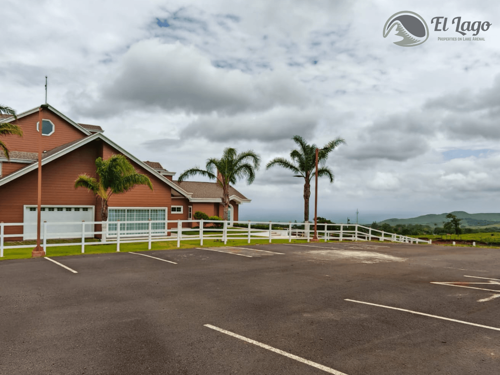 Luxury Estate w/ 8 BD, 9 BA, Private Forest, and Development Potential - 2