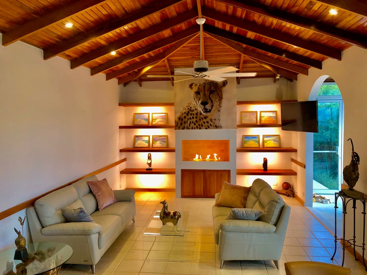 Casa Pink Sky 3BD 3BA – A Private Sanctuary with Volcano & Mountain Views - 5