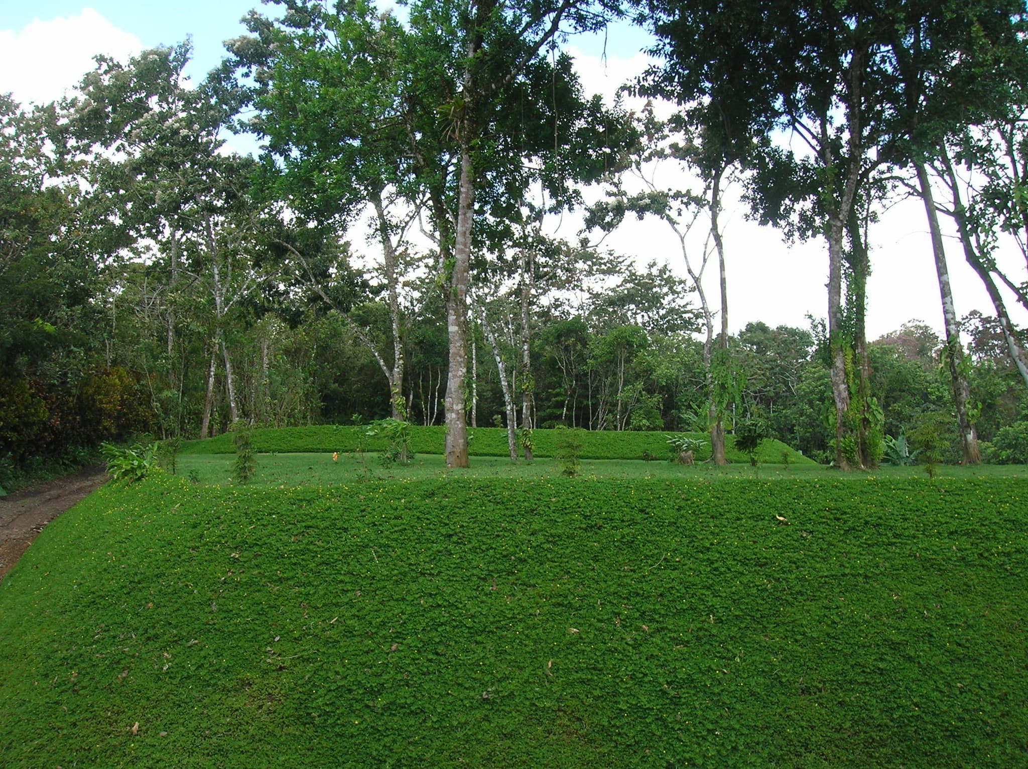 Prime Acreage directly on the Lake and Main Road In Nuevo Arenal - 5
