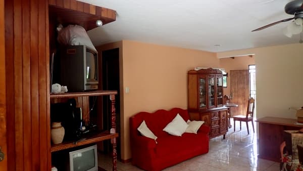 Lovely Remodeled 3 BR, Only 3 Blocks from Nuevo Arenal Town - 5