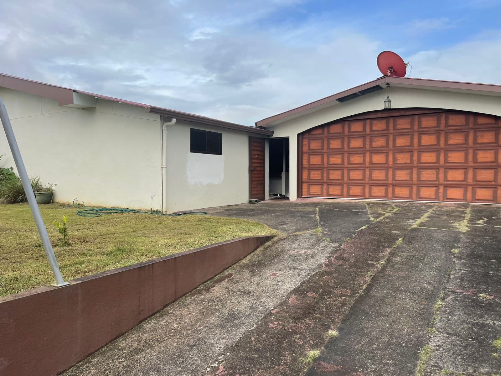 Charming 2 Bedroom 1 Bathroom Home in the Heart of Nuevo Arenal - 5