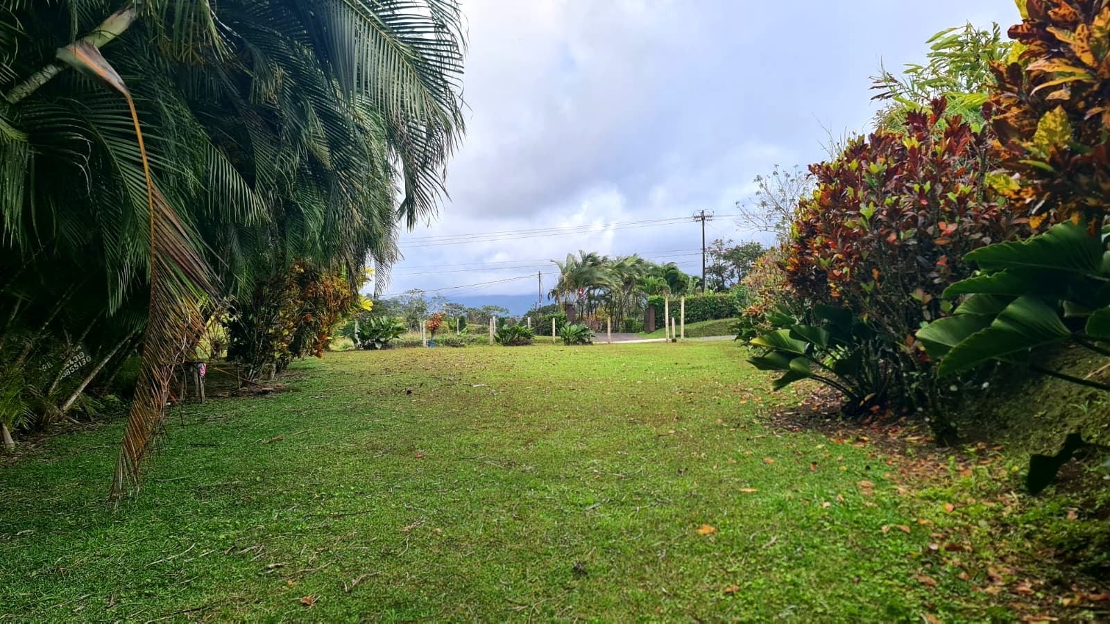 Lovely, 2625 M2 (0.64 acres) Lot in Mata de Caña, Nuevo Arenal