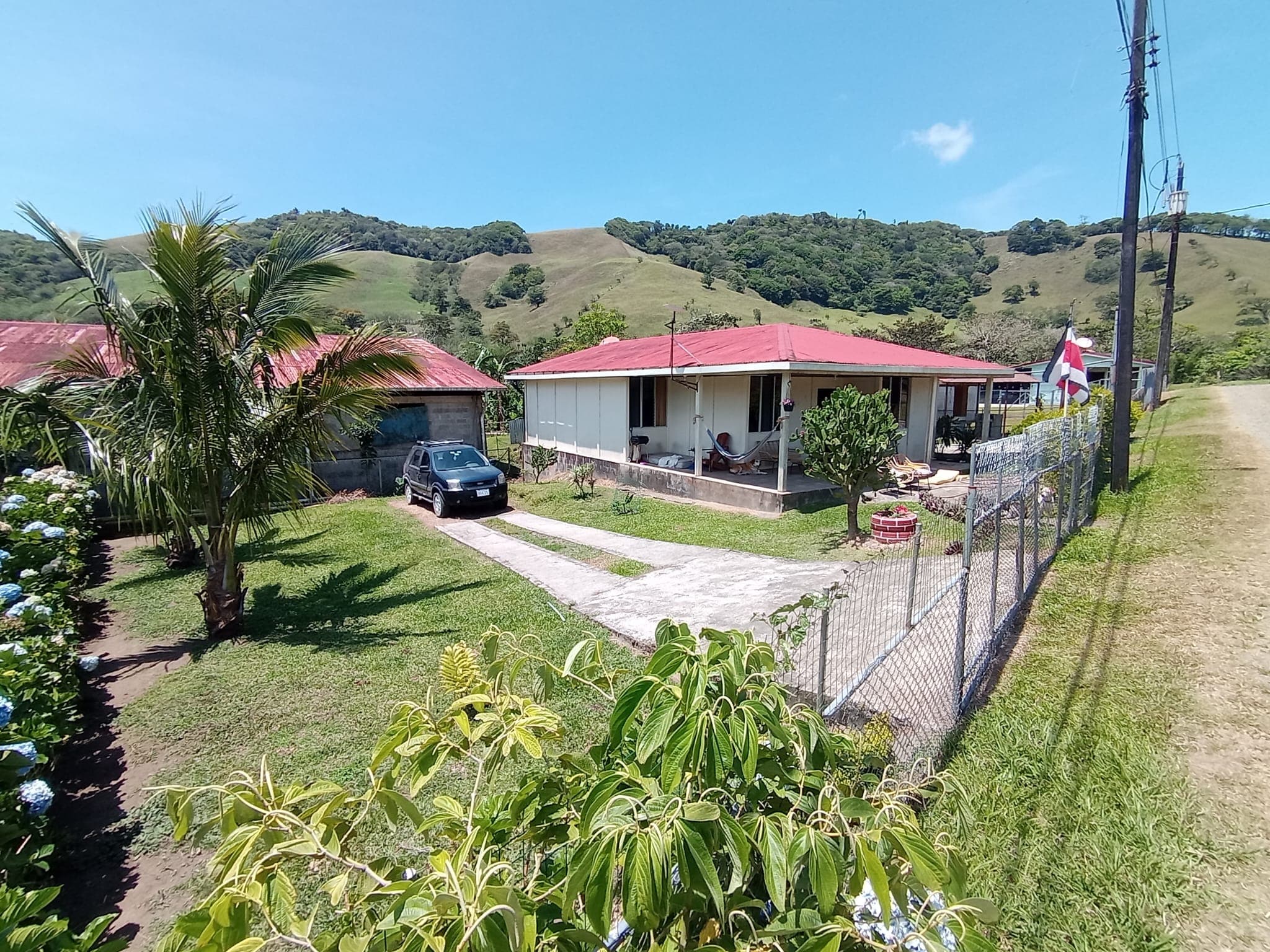 Cozy 3-Bedroom Furnished Home in a Peaceful Community In El Silencio 