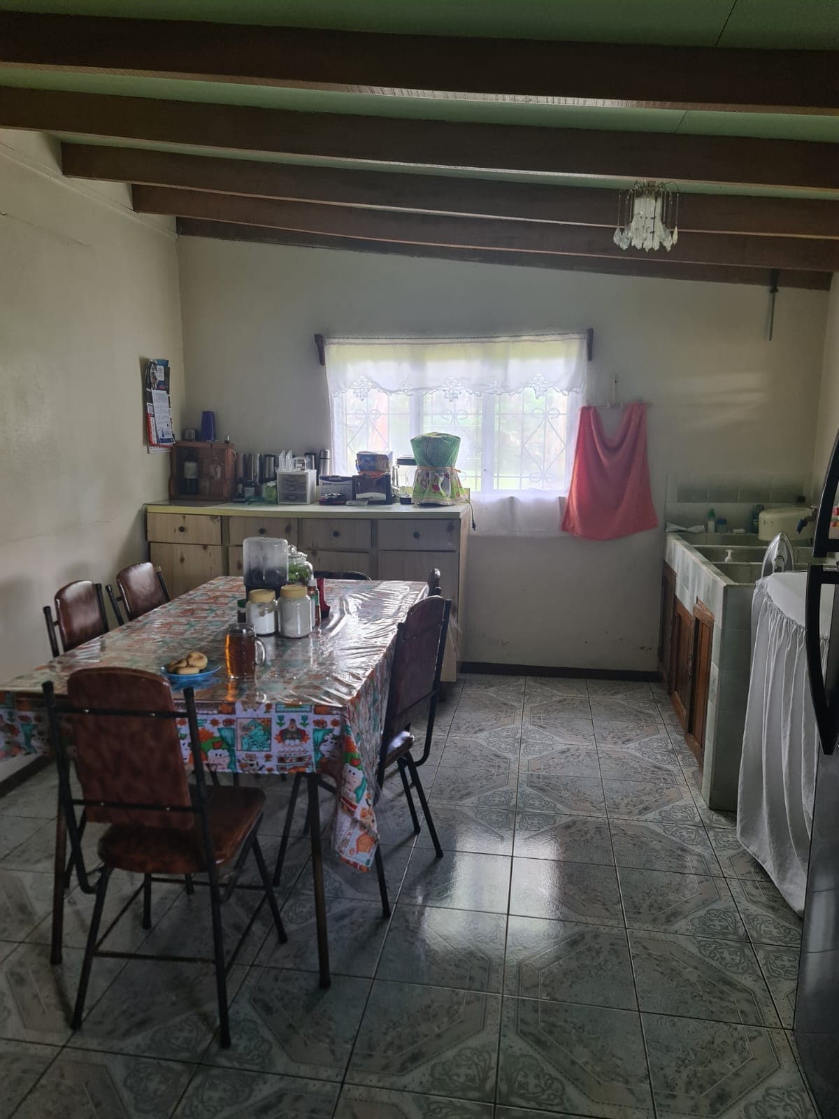Charming, 3 BD, 1 BA, Tico Home with Tons of Potential in Nuevo Arenal  - 5