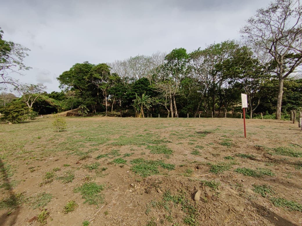 Opportunity!! Ready to build!! 2,070 m2 (0.51 acre) Lot in Tilarán