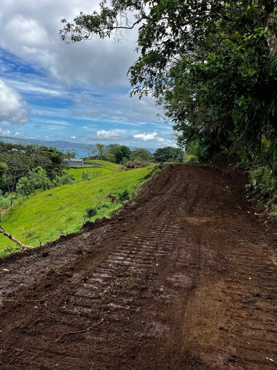 NEW BEAUTIFUL LOT IN PARADISE! In La Unión, Nuevo Arenal