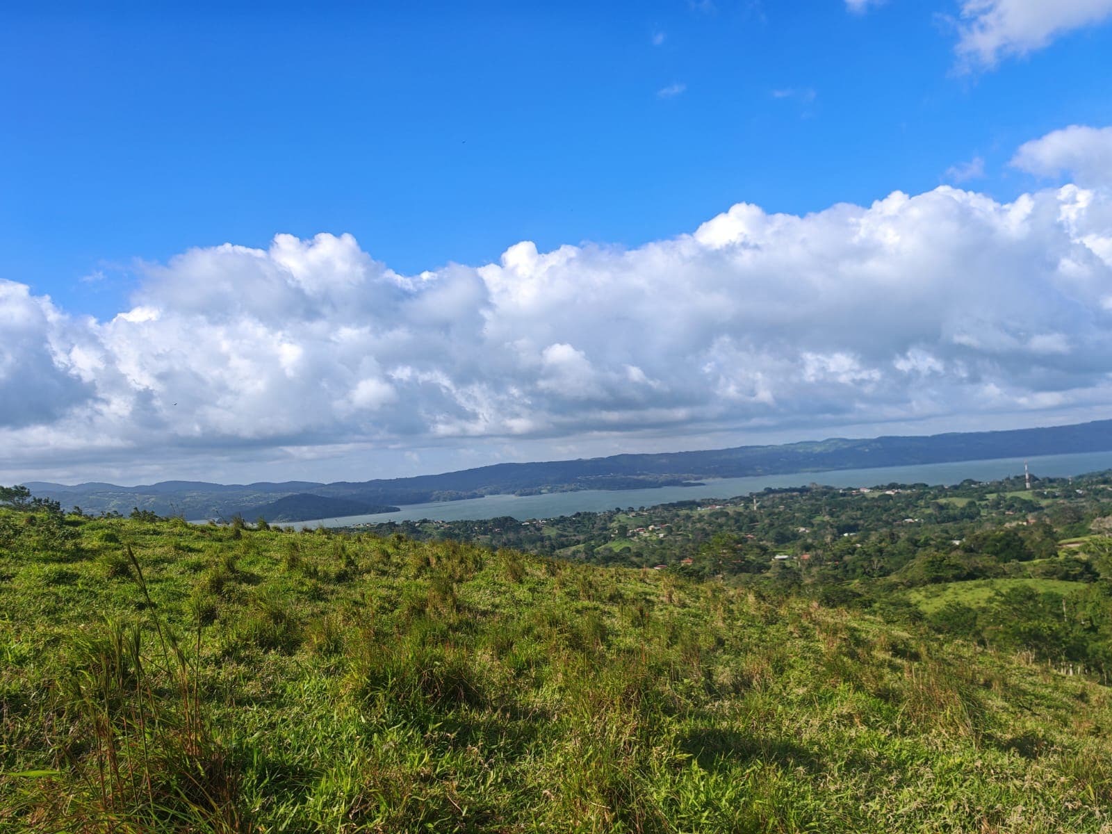 Beautiful Lot of 5642 m2 (1.39 Acre) with Lake View in San Luis 