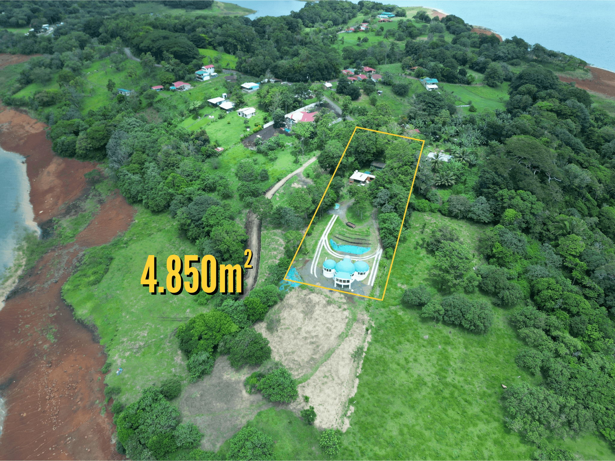 Spectacular Modern Dome-Style Home w/ Lake View & a Guest House in Tronadora - 5