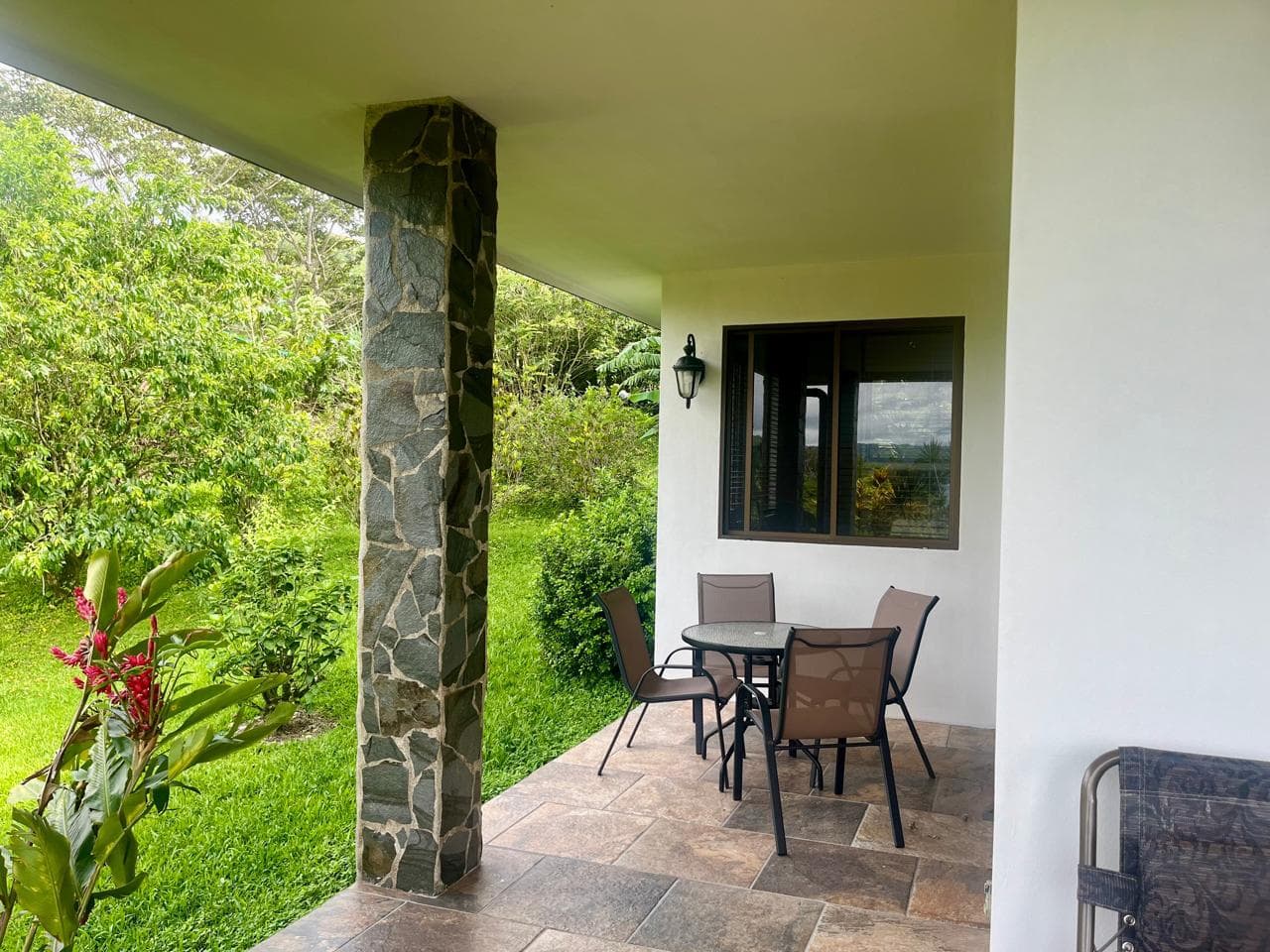 Spacious 1 BD 1 BA Residence with Lake Arenal View in Tronadora - 3