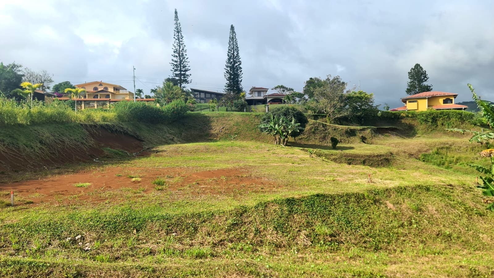 Beautiful Flat Lot of 1200 m2 Ready to Build in Nuevo Arenal