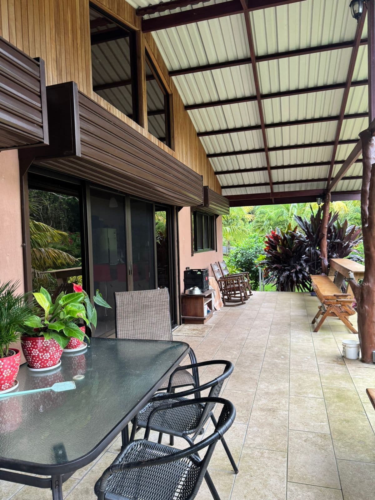 Mountain View Home 2 Bedrooms 2 Bathroom in Sabalito - 4