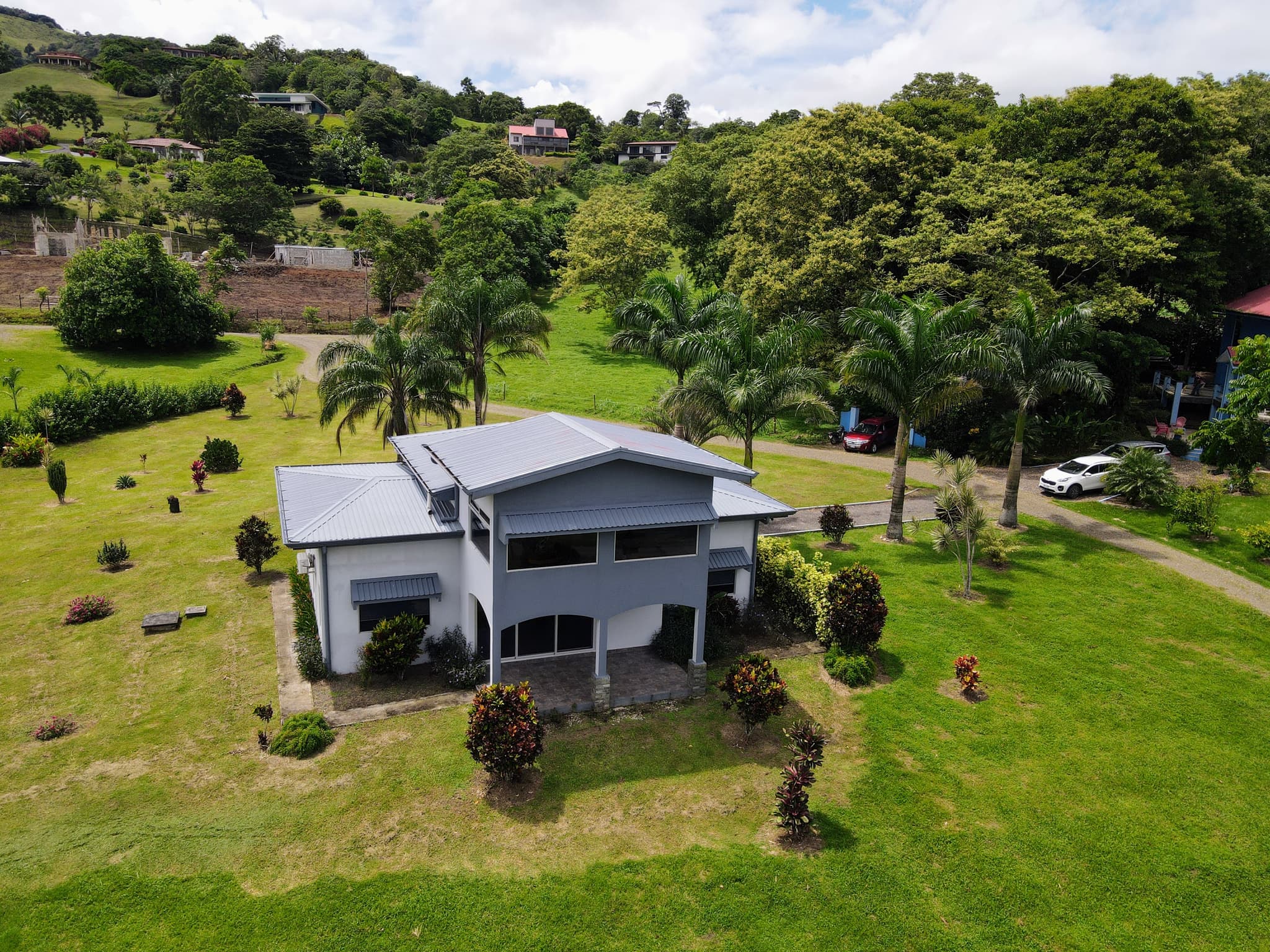 Stunning 2-Bedroom Home with Breathtaking Views of Lake Arenal & Arenal Volcano  - 4