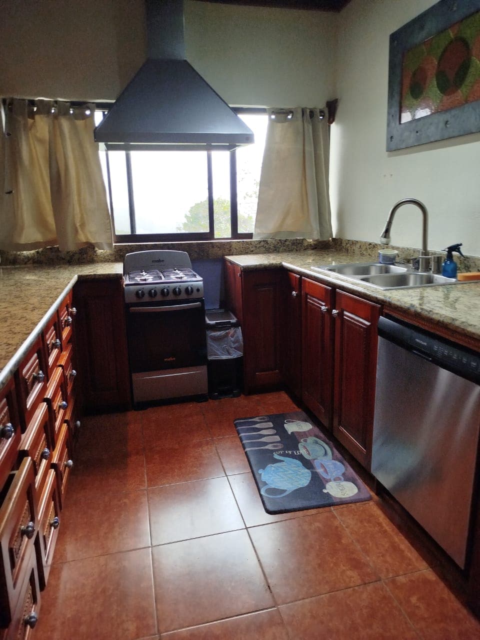 Spacious 4-BD, 3.5-BA Home with Lake Arenal View – Semi-Furnished - 4