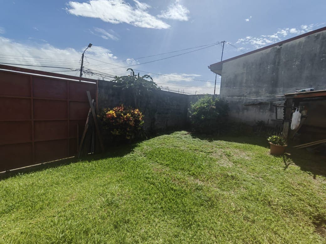 2 BD 1 BA , Corner Lot Home w/Incredible Mountain & Sunset Views in Tilarán - 5