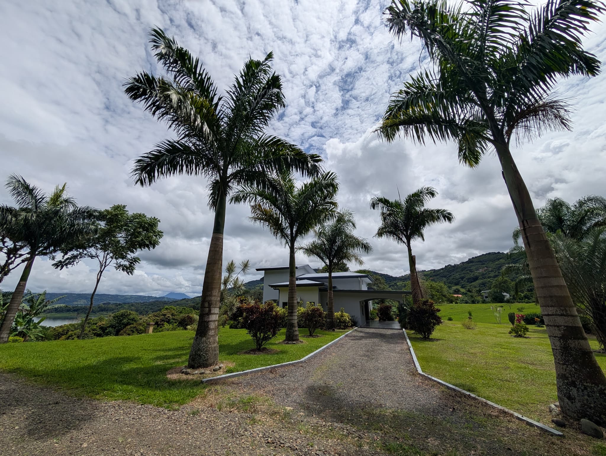 Stunning 2-Bedroom Home with Breathtaking Views of Lake Arenal & Arenal Volcano  - 3