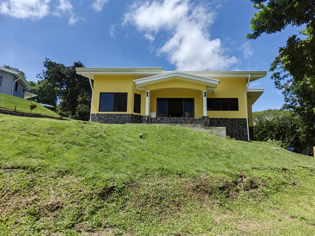 BRAND NEW,Furnished, Turn-Key, 2 BD/2 BA Home w/ Stunning Views of Lake Arenal - 3