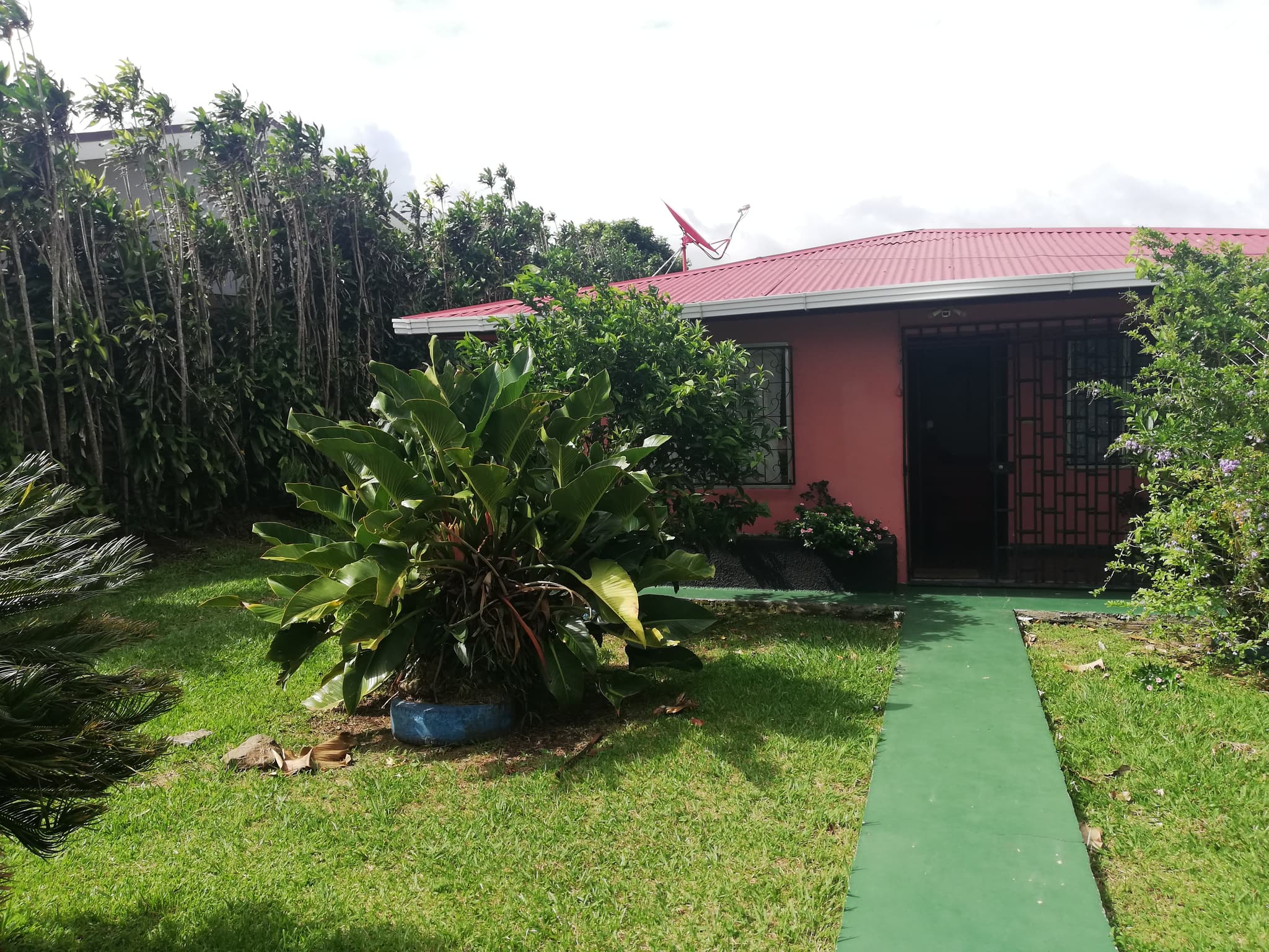 3 Bedroom 1 Bathroom Tico Home On Beautiful, Flat, 764.45m2 Lot In Sabalito  - 2