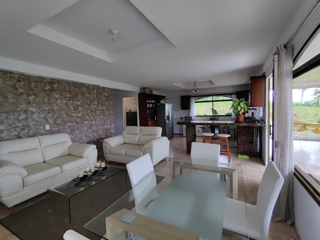 A Super Private, Furnished, LAKE FRONT,Property with Newer Tico House  - 4