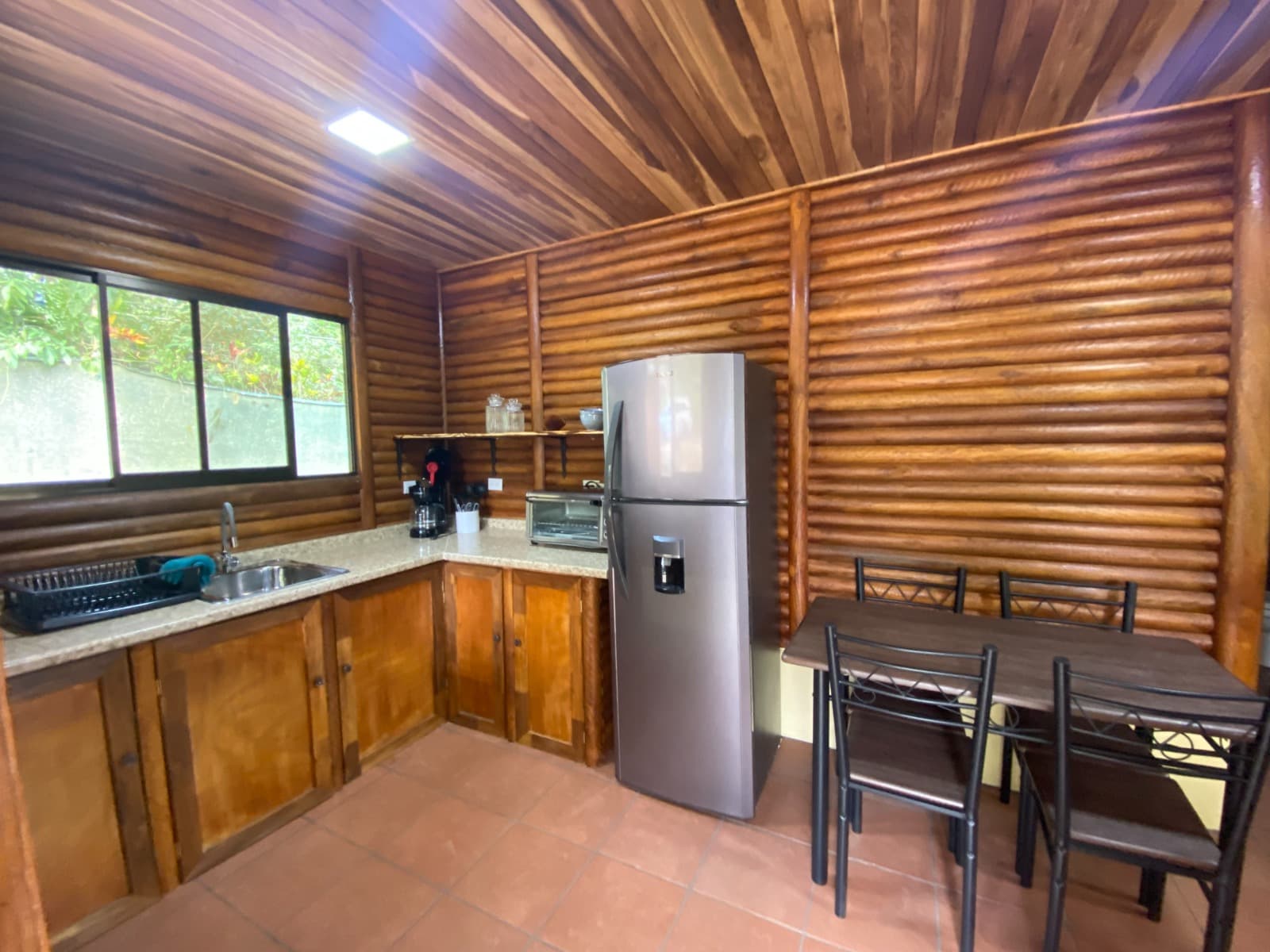 Beautiful, Furnished, Brand-New, Teak Wood Cabin- 1 BD 1 BA– El Roble, Tronadora - 4