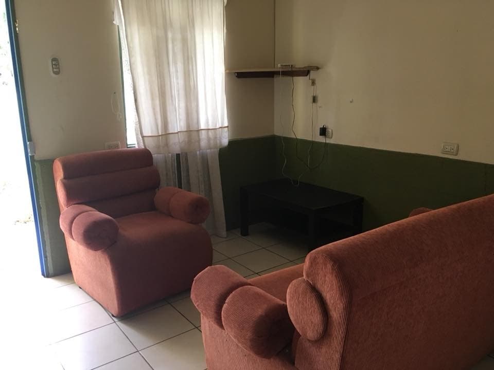 Cozy, 2 Bedroom,1 Bathroom Near Lake Arenal in Tronadora - 5