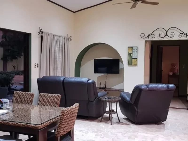 Villa Verde 2 #59: 2 bedroom condo walking distance to the beach in Tamarindo for rent