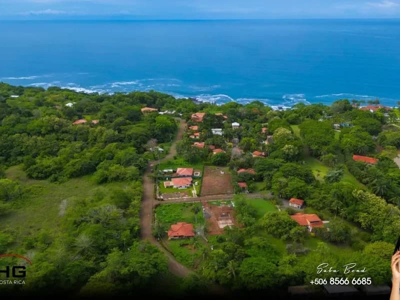 Beautiful 3 bedroom modern villas walking distance to the beach near Tambor Puntarenas - 4