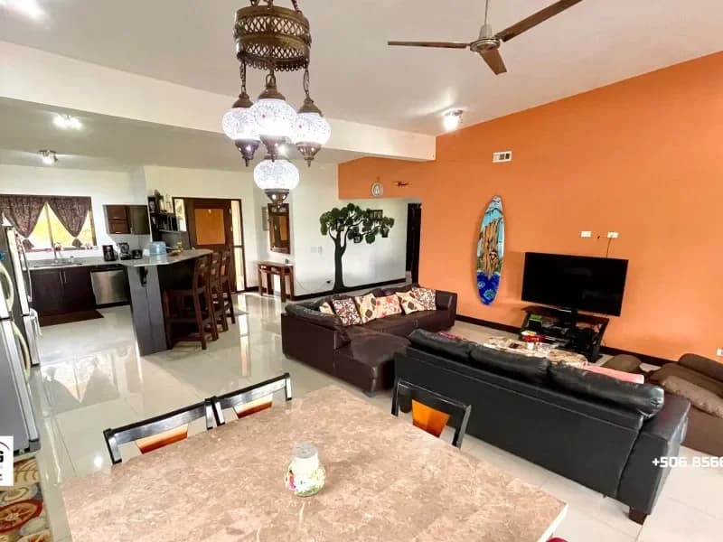 House and pool with view on Rincon de la Vieja volcanos - 20 min to Tamarindo - 3