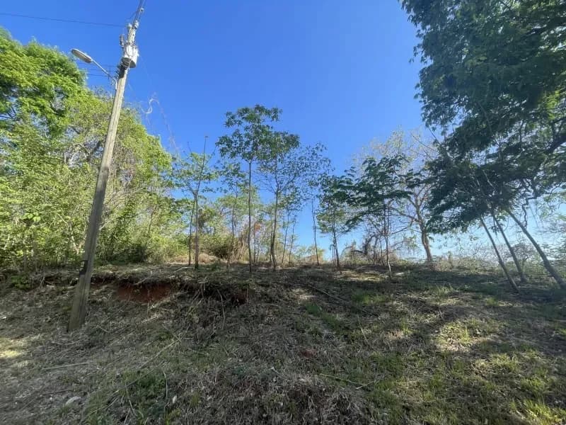 Residential 6500 m² lot in gated community - 5